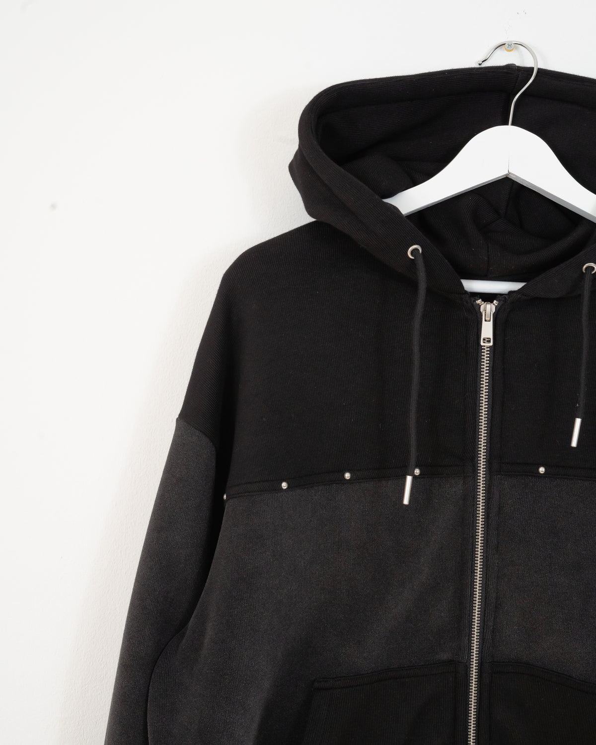 STUDDED DIVISION HOODIE