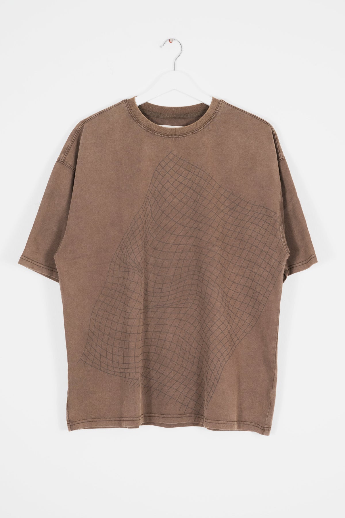 BROWN VECTOR T-SHIRT
