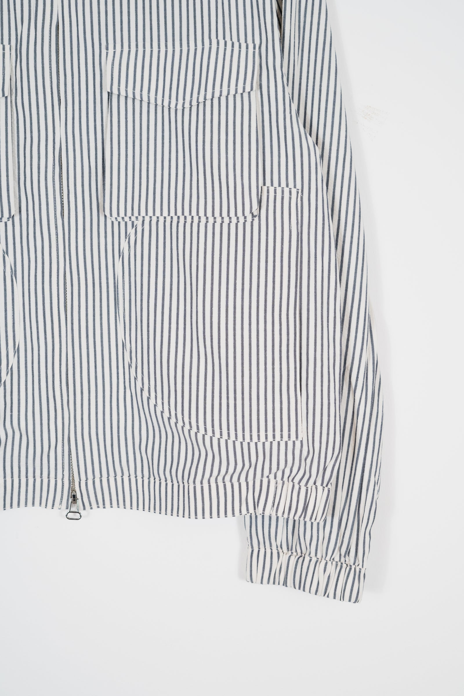 CIRCULAR POCKET SEERSUCKER PINSTRIPE JACKET