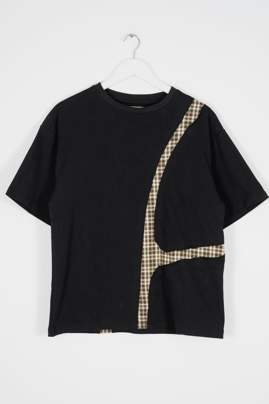 RAW EDGE CURVE PLAID TEE SHIRT