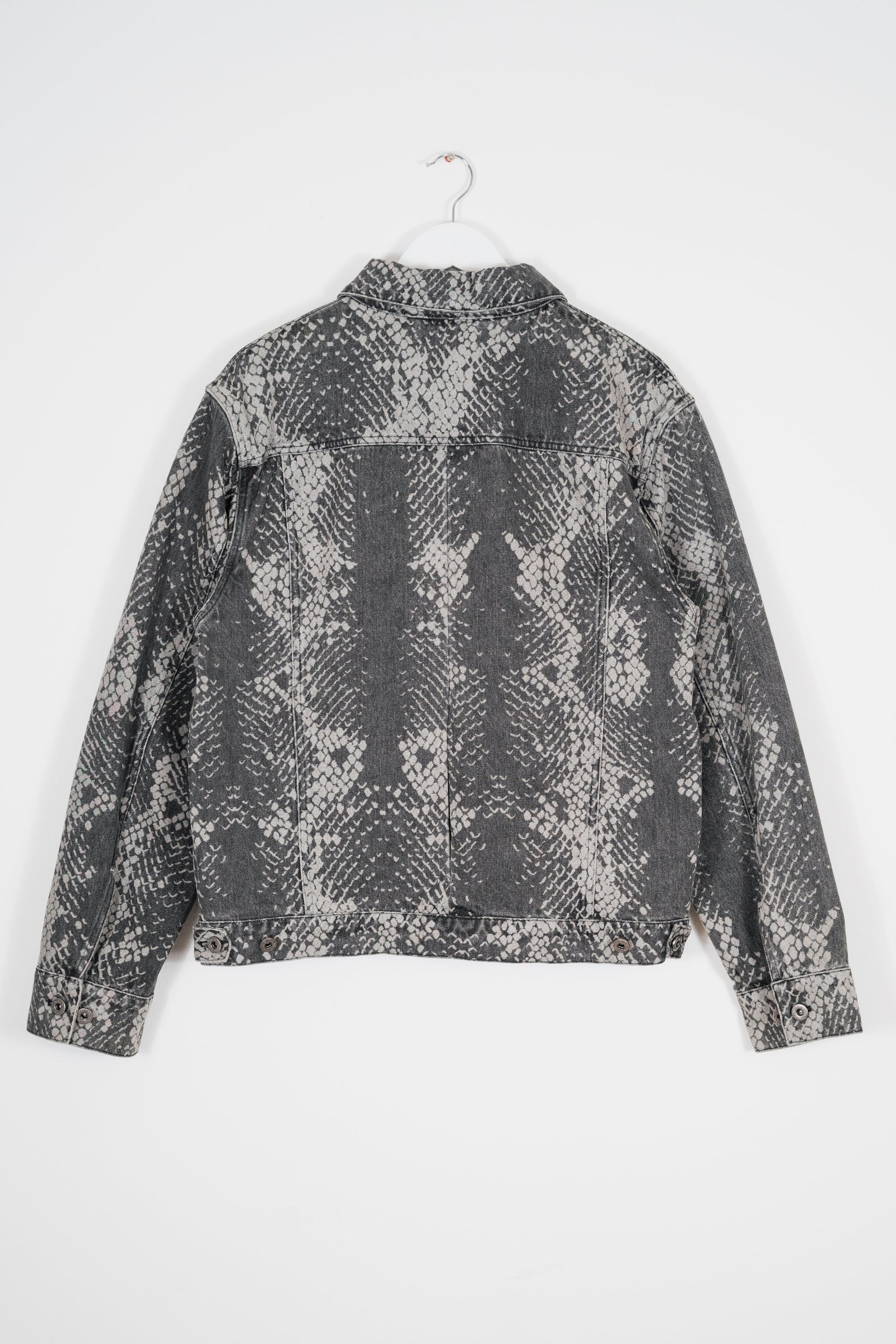 SNAKESKIN DENIM JACKET