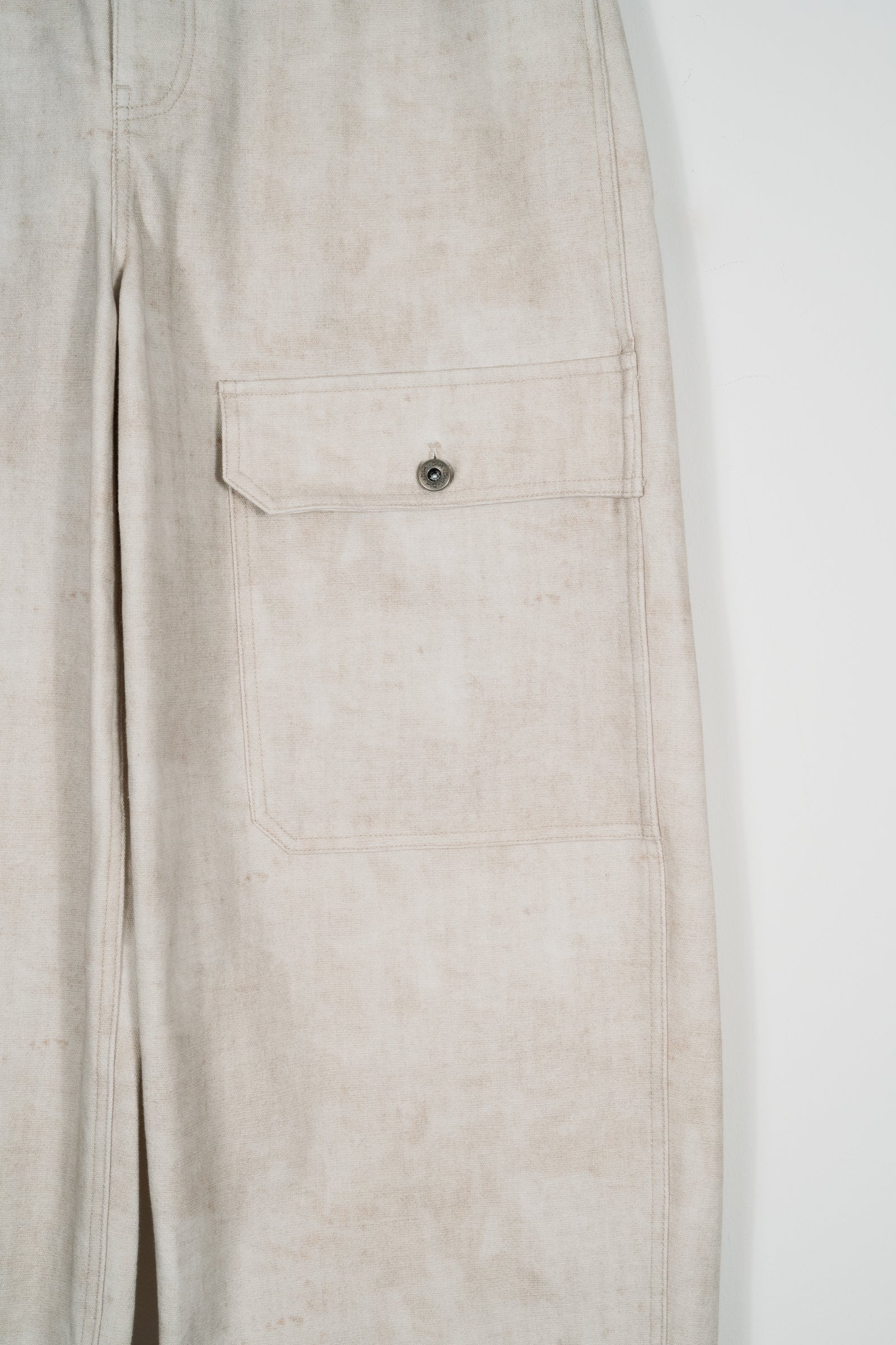 UTILITY SIGNATURE OIL STAINED DENIM