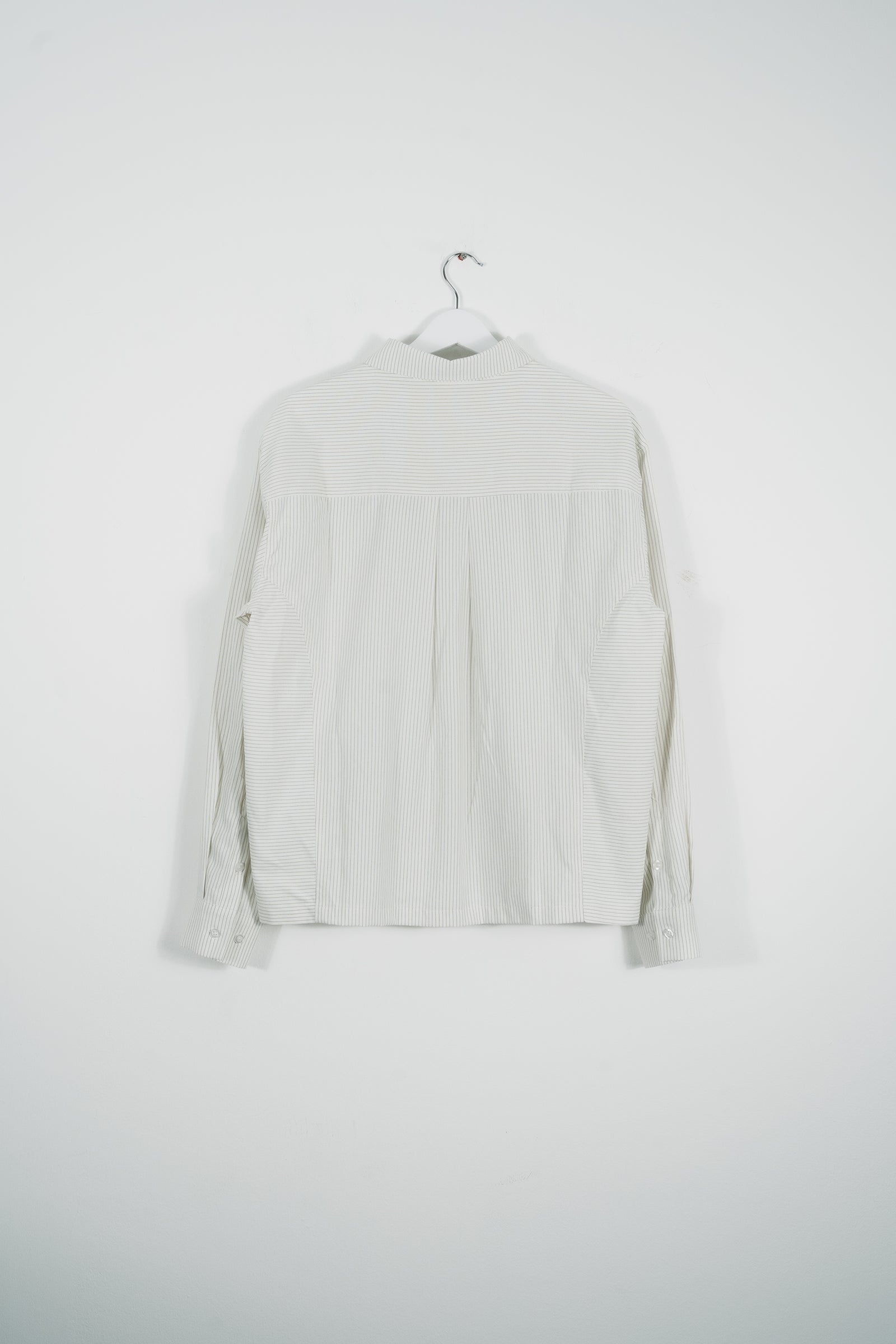 ISARITHM BUTTON UP SHIRT