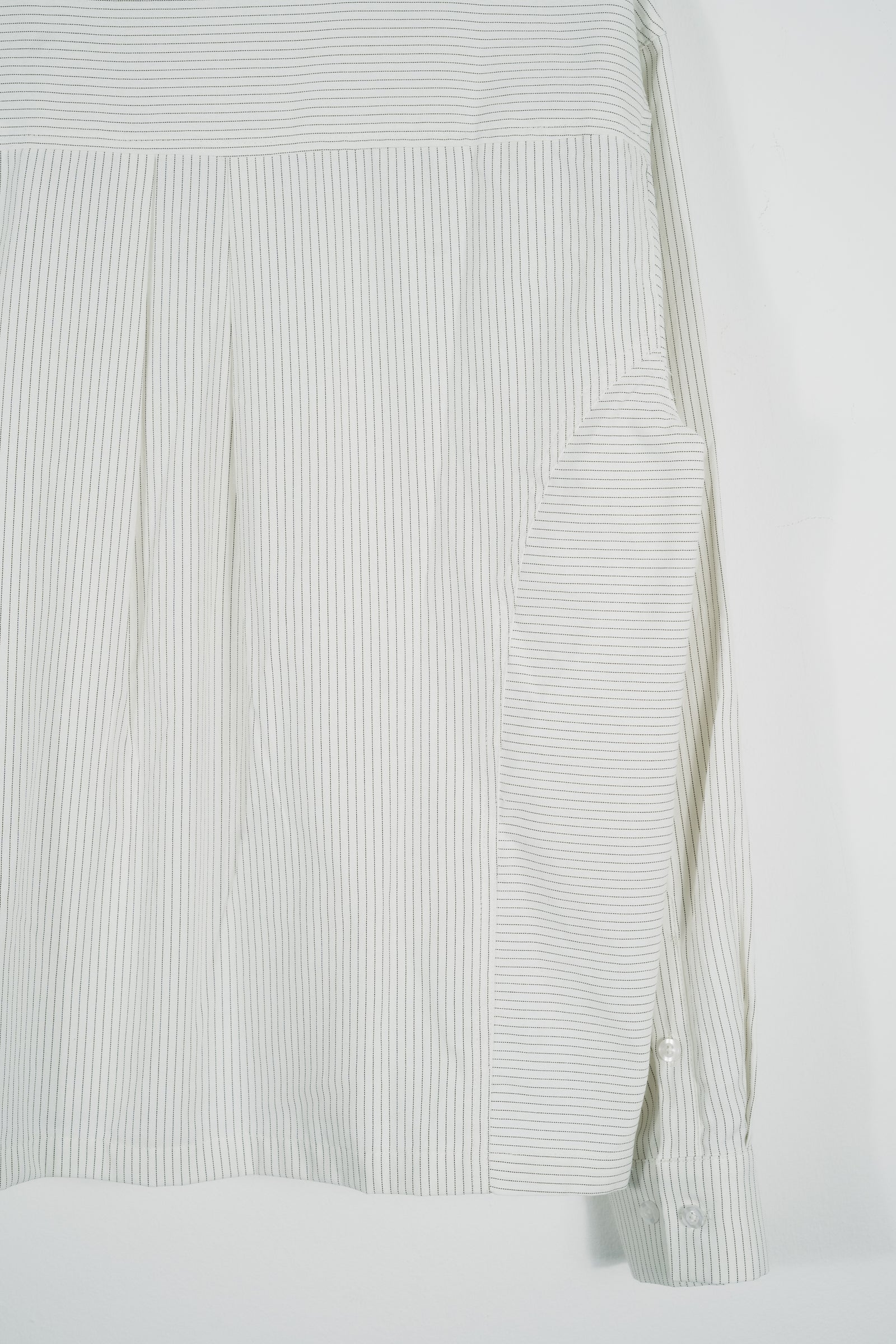 ISARITHM BUTTON UP SHIRT