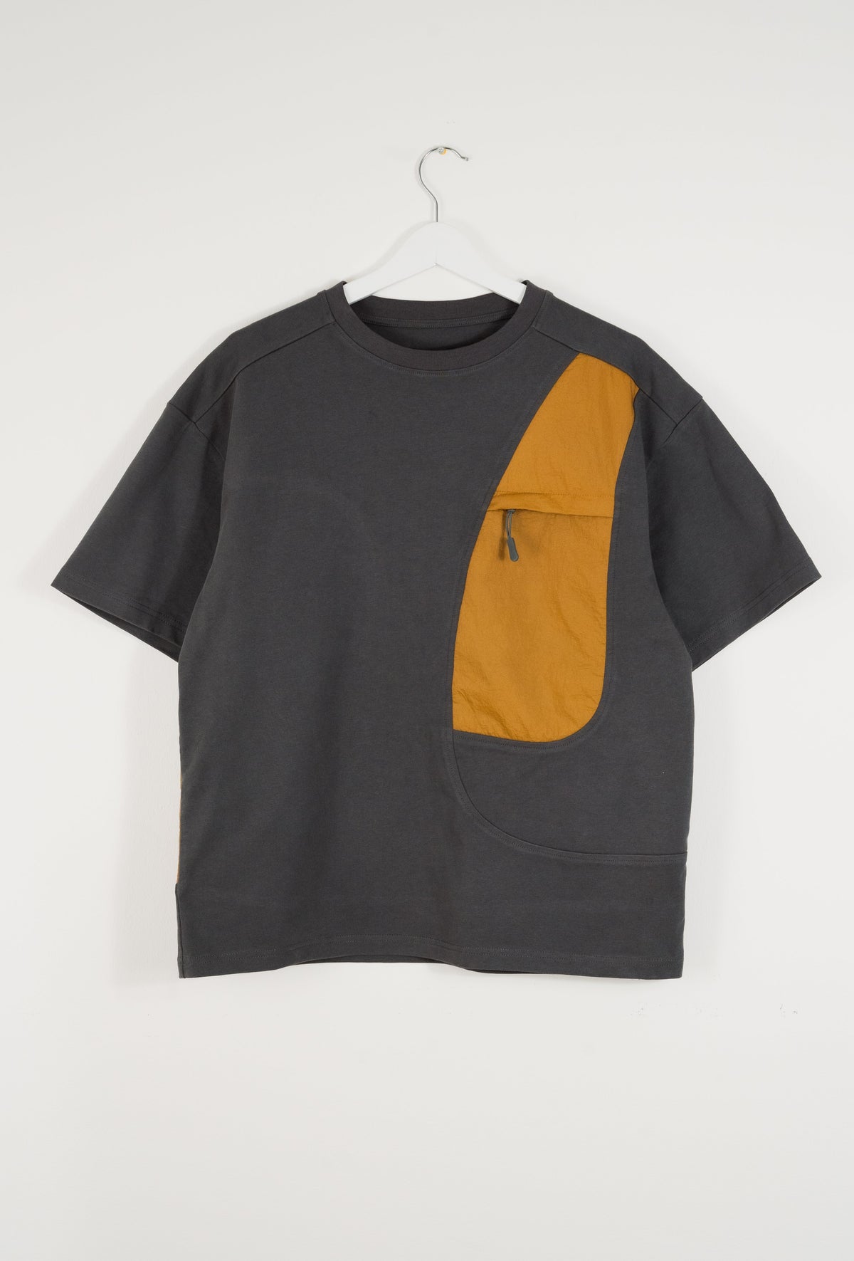 ARC NYLON PANELLED T-SHIRT - GREY